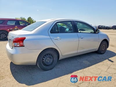 Trzecie zdjęcie samochodu z tyłu: 2007 TOYOTA YARIS VIN:JTDBT903X71093922 - miniatura