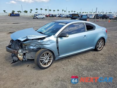 2005 SCION TC BASE JTKDE167450001374 - główne zdjęcie licytacji z USA - miniatura