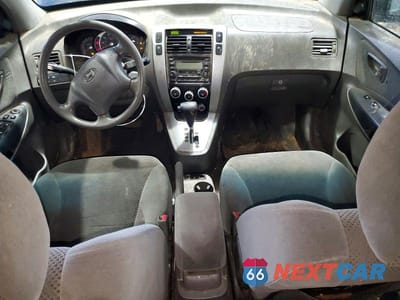 Zdjęcie 8 z 13 samochodu: 2006 HYUNDAI TUCSON GLS VIN:KM8JN72D56U313556 - miniatura