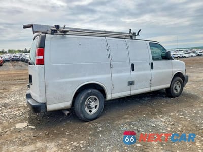 Trzecie zdjęcie samochodu z tyłu: 2019 CHEVROLET EXPRESS G2500 VIN:1GCWGAFG5K1307449 - miniatura