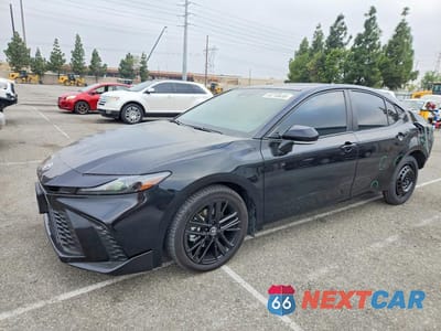 2025 TOYOTA CAMRY SE 4T1DAACK2SU546968 - główne zdjęcie licytacji z USA - miniatura