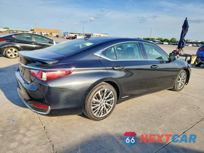 Trzecie zdjęcie samochodu z tyłu: 2019 LEXUS ES 300H VIN:JTHB21B11K2023615 - miniatura