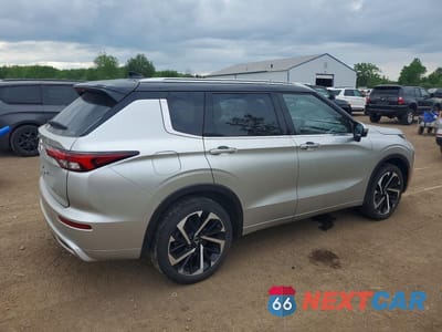 Trzecie zdjęcie samochodu z tyłu: 2023 MITSUBISHI OUTLANDER SEL VIN:JA4J4VA85PZ044747 - miniatura