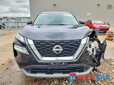 Piąte zdjęcie samochodu w środku: 2023 NISSAN ROGUE SV VIN:JN8BT3BB3PW474391 - miniatura