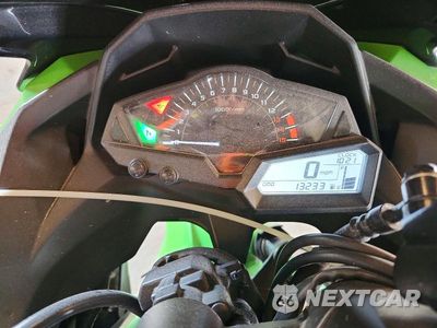 Zdjęcie 7 z 9 samochodu: 2013 KAWASAKI EX300 A VIN:JKAEX8A18DDA10830 - miniatura