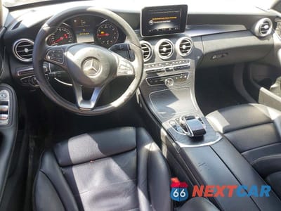 Zdjęcie 8 z 13 samochodu: 2016 MERCEDES-BENZ C 300 VIN:55SWF4JB9GU146651 - miniatura