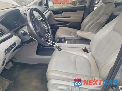 Zdjęcie 7 z 13 samochodu: 2018 HONDA ODYSSEY ELITE VIN:5FNRL6H94JB040668 - miniatura