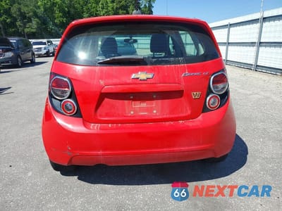 Zdjęcie 6 z 13 samochodu: 2015 CHEVROLET SONIC LT VIN:1G1JC6SH5F4126558 - miniatura