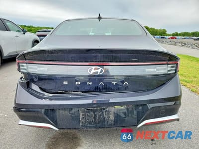 Zdjęcie 6 z 12 samochodu: 2025 HYUNDAI SONATA SEL VIN:KMHL64JA5SA503297 - miniatura