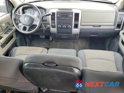Zdjęcie 8 z 13 samochodu: 2012 DODGE RAM 2500 SLT VIN:3C6TD5DT6CG171443 - miniatura