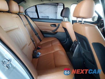 Zdjęcie 10 z 13 samochodu: 2009 BMW 328 I VIN:WBAPH77529NM27338 - miniatura