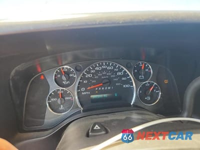 Zdjęcie 9 z 13 samochodu: 2020 CHEVROLET EXPRESS G3500 LT VIN:1GAZGPFG1L1181665 - miniatura