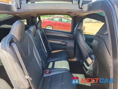 Zdjęcie 11 z 13 samochodu: 2022 TESLA MODEL X VIN:7SAXCAE52NF341119 - miniatura