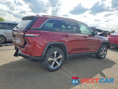 Trzecie zdjęcie samochodu z tyłu: 2025 JEEP GRAND CHEROKEE LIMITED VIN:1C4RJHBG6S8736085 - miniatura