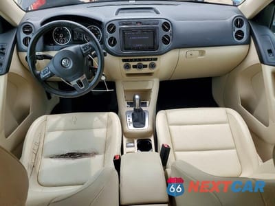 Zdjęcie 8 z 14 samochodu: 2014 VOLKSWAGEN TIGUAN S VIN:WVGBV3AX4EW526753 - miniatura