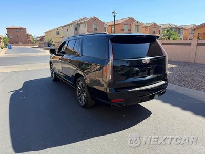 Trzecie zdjęcie samochodu z tyłu: 2021 CADILLAC ESCALADE ESV SPORT PLATINUM VIN:1GYS4RKL0MR402945 - miniatura