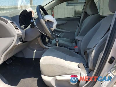 Zdjęcie 7 z 13 samochodu: 2010 TOYOTA COROLLA LE VIN:1NXBU4EEXAZ256466 - miniatura