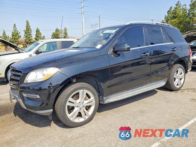 2015 MERCEDES-BENZ ML 350 4JGDA5JBXFA612524 - główne zdjęcie licytacji z USA - miniatura