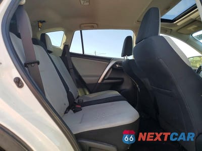 Zdjęcie 11 z 13 samochodu: 2016 TOYOTA RAV4 XLE VIN:JTMWFREVXGJ088612 - miniatura