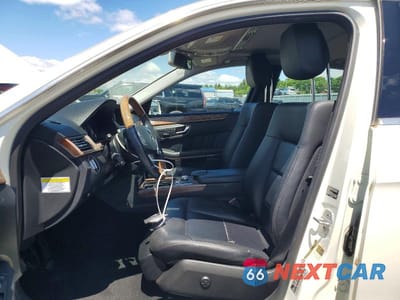 Zdjęcie 7 z 12 samochodu: 2012 MERCEDES-BENZ E 350 4MATIC VIN:WDDHF8JB9CA556148 - miniatura