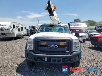 Piąte zdjęcie samochodu w środku: 2014 FORD F-450 SD BUCKET TRUCK - R & D - CLN TITLE - PRI FLEET VIN:1FDUF4GYXEEA62577 - miniatura