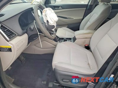 Zdjęcie 7 z 13 samochodu: 2018 HYUNDAI TUCSON SEL VIN:KM8J33A41JU822486 - miniatura