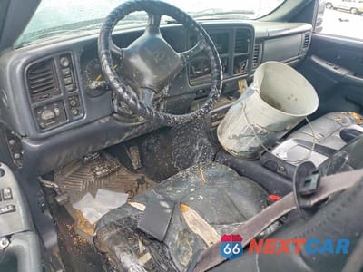 Zdjęcie 8 z 12 samochodu: 2001 CHEVROLET SILVERADO K1500 VIN:1GCEK19T21E171713 - miniatura