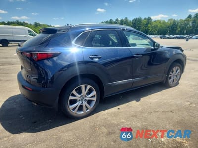 Trzecie zdjęcie samochodu z tyłu: 2020 MAZDA CX-30 PREMIUM VIN:3MVDMBEM5LM131843 - miniatura