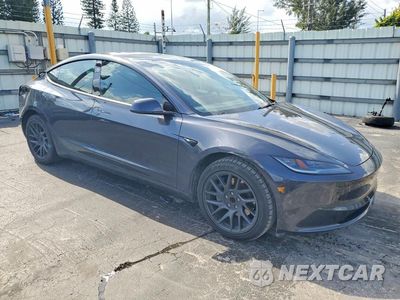 Czwarte zdjęcie samochodu z boku: 2024 TESLA MODEL 3 VIN:5YJ3E1EA8RF855694 - miniatura