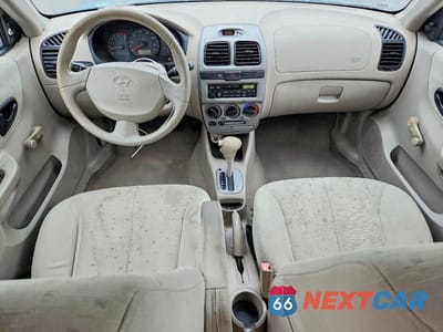Zdjęcie 8 z 12 samochodu: 2005 HYUNDAI ACCENT GL VIN:KMHCG45C35U585400 - miniatura