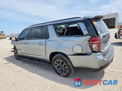 Drugie zdjęcie samochodu z przodu: 2023 CHEVROLET SUBURBAN K1500 Z71 VIN:1GNSKDKD1PR540349 - miniatura