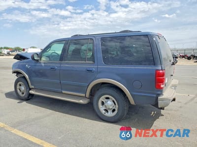 Drugie zdjęcie samochodu z przodu: 2000 FORD EXPEDITION EDDIE BAUER VIN:1FMPU18L3YLB53663 - miniatura