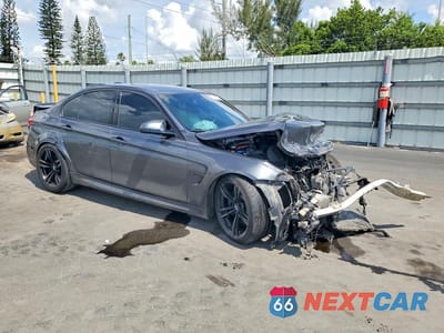Czwarte zdjęcie samochodu z boku: 2018 BMW M3 VIN:WBS8M9C50J5J80175 - miniatura