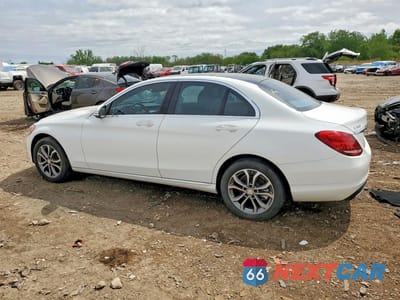 Drugie zdjęcie samochodu z przodu: 2015 MERCEDES-BENZ C 300 4MATIC VIN:55SWF4KB3FU035669 - miniatura