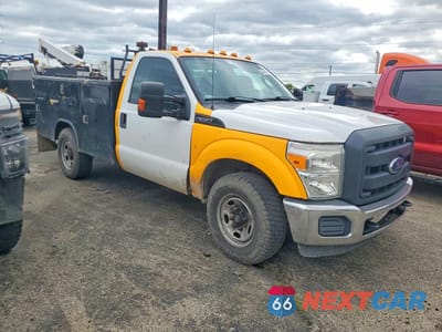 Czwarte zdjęcie samochodu z boku: 2015 FORD F350 SUPER DUTY VIN:1FDRF3E68FEB95616 - miniatura