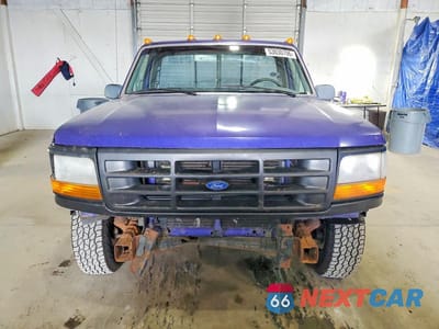Piąte zdjęcie samochodu w środku: 1995 FORD F150 VIN:1FTDF15Y6SLA96450 - miniatura