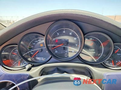 Zdjęcie 9 z 12 samochodu: 2012 PORSCHE PANAMERA 2 VIN:WP0AA2A70CL014556 - miniatura
