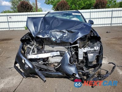 Piąte zdjęcie samochodu w środku: 2016 BMW X5 XDR40E VIN:5UXKT0C53G0S76110 - miniatura