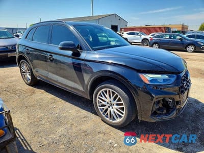 Czwarte zdjęcie samochodu z boku: 2021 AUDI SQ5 PREMIUM VIN:WA1A4AFY5M2137337 - miniatura