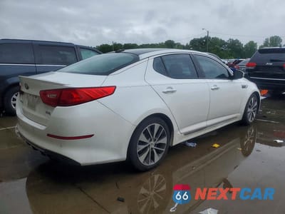 Trzecie zdjęcie samochodu z tyłu: 2015 KIA OPTIMA SX VIN:5XXGR4A60FG427815 - miniatura