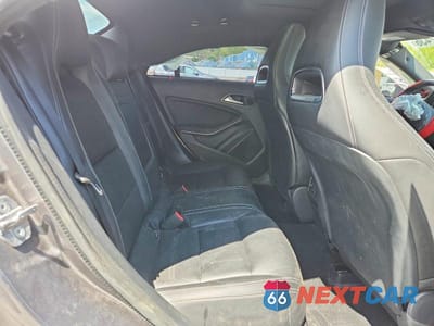 Zdjęcie 10 z 12 samochodu: 2019 MERCEDES-BENZ CLA 250 4MATIC VIN:WDDSJ4GB1KN769235 - miniatura