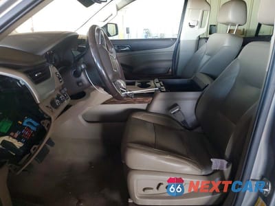 Zdjęcie 7 z 13 samochodu: 2019 GMC YUKON SLT VIN:1GKS2BKC4KR269238 - miniatura