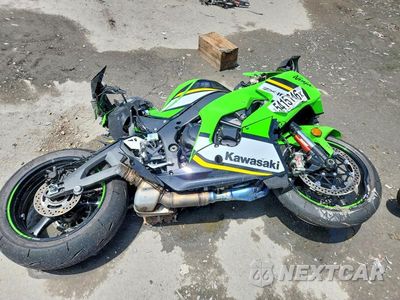 2025 KAWASAKI ZX1002 L JKBZXVL10SA019610 - główne zdjęcie licytacji z USA - miniatura