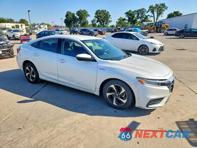 Czwarte zdjęcie samochodu z boku: 2021 HONDA INSIGHT EX VIN:19XZE4F59ME006444 - miniatura