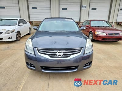 Piąte zdjęcie samochodu w środku: 2011 NISSAN ALTIMA 2.5 VIN:1N4AL2AP5BN502582 - miniatura