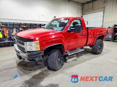 2013 CHEVROLET SILVERADO K1500 1GCNKPEA9DZ202119 - główne zdjęcie licytacji z USA - miniatura