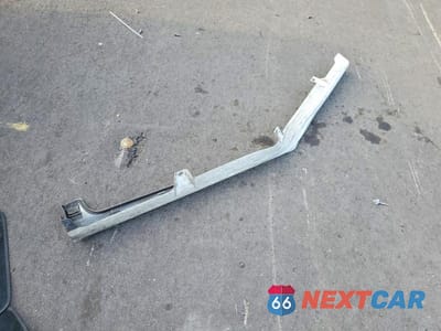 Zdjęcie 12 z 13 samochodu: 2011 HONDA FIT SPORT VIN:JHMGE8H60BC004377 - miniatura
