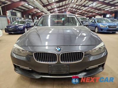 Piąte zdjęcie samochodu w środku: 2013 BMW 328 XI SULEV VIN:WBA3B5C59DF595801 - miniatura