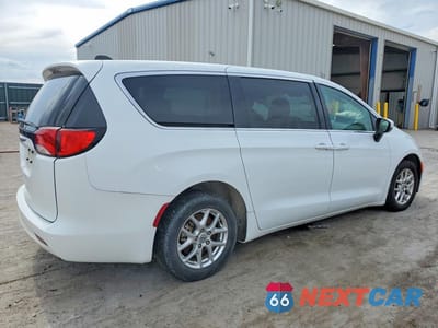 Trzecie zdjęcie samochodu z tyłu: 2021 CHRYSLER VOYAGER LX VIN:2C4RC1CG8MR580140 - miniatura