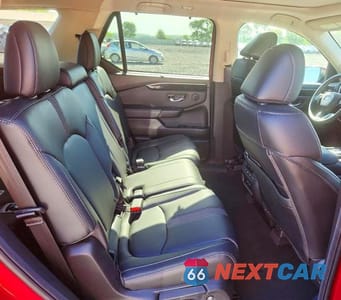 Zdjęcie 11 z 13 samochodu: 2025 HONDA PILOT TOURING VIN:5FNYG1H79SB187166 - miniatura